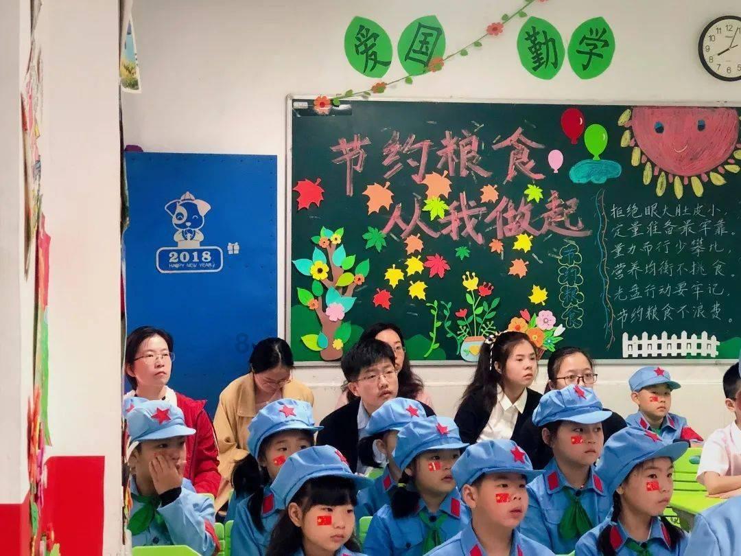 东望时代：公司所持有重庆汇贤优策科技100%股权的冻结已被解除