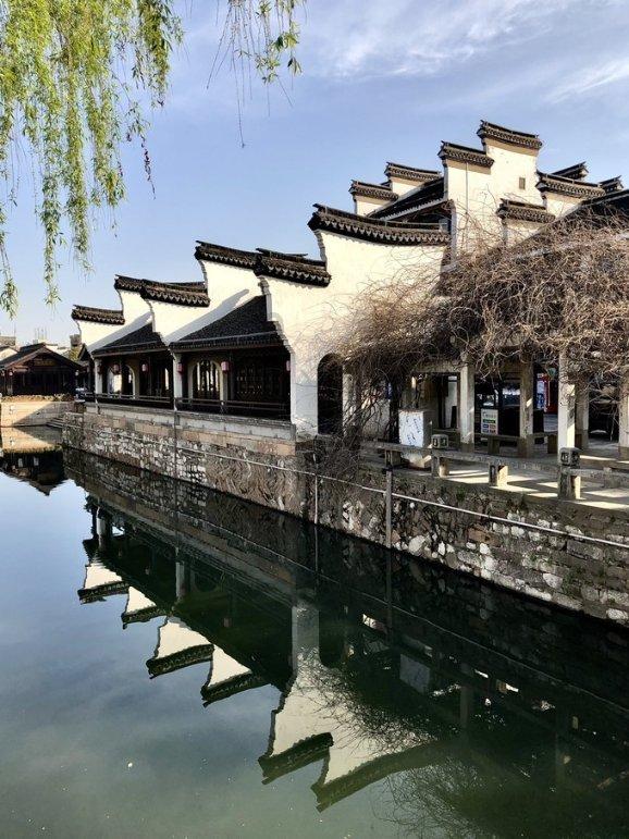 开局即起跑|贵阳“杀拢”北海3个多小时!贵平高速南明河特大桥主墩封顶
